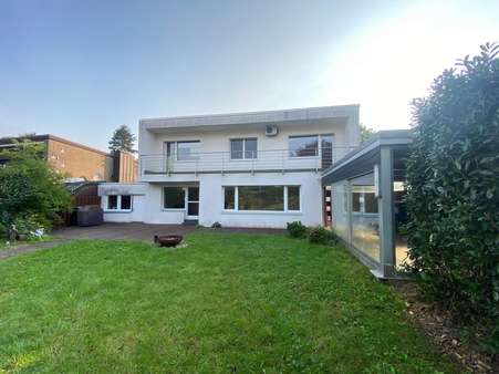 Rückansicht - Einfamilienhaus in 47839 Krefeld mit 200m² kaufen