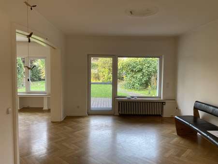 Wohn- und Essbereich - Einfamilienhaus in 47839 Krefeld mit 200m² kaufen
