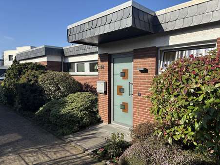 Frontansicht - Bungalow in 47918 Tönisvorst mit 107m² kaufen
