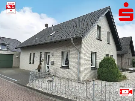 Familien-
freundliches Eigenheim auf Erbpacht-Grundstück.