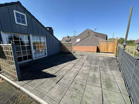 rückwärtige Dachterrasse - Einfamilienhaus in 47559 Kranenburg mit 154m² kaufen