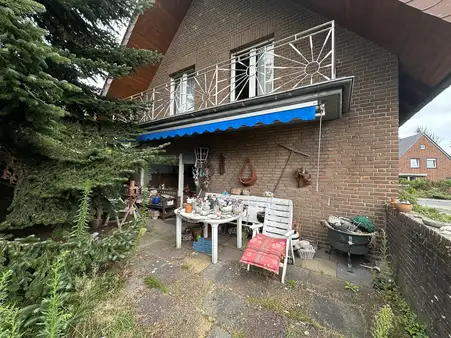 Freistehend mit großem Grundstück!