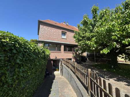 Rückansicht Rückansicht - Einfamilienhaus in 47652 Weeze mit 116m² kaufen