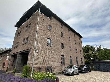Hausansicht Hausansicht - Penthouse-Wohnung in 47533 Kleve mit 273m² kaufen