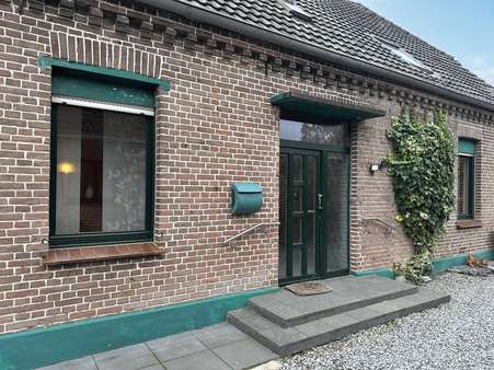 Wohnungseingang Wohnungseingang - Doppelhaushälfte in 47533 Kleve mit 92m² kaufen