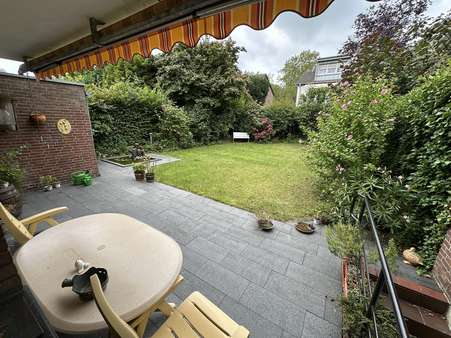 Blick in den Garten Blick in den Garten - Doppelhaushälfte in 47533 Kleve mit 112m² kaufen