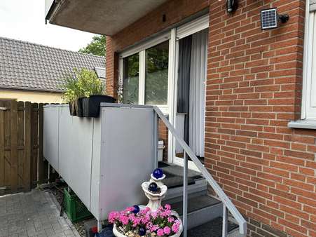 Balkon EG mit Zugang zum Garten Balkon EG mit Zugang zum Garten - Mehrfamilienhaus in 47589 Uedem mit 180m² kaufen