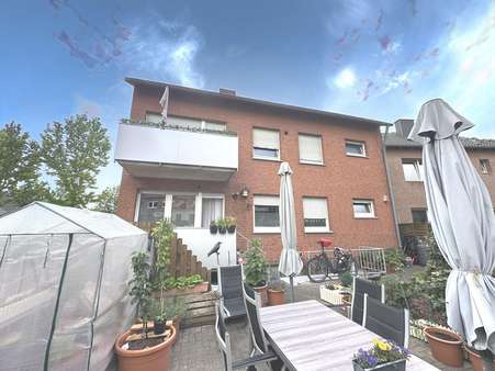 Rückansicht Rückansicht - Mehrfamilienhaus in 47589 Uedem mit 180m² kaufen