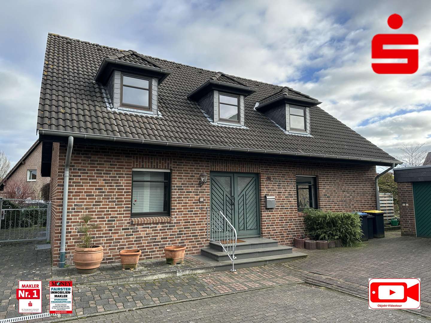 Frontansicht Frontansicht - Dachgeschosswohnung in 47574 Goch mit 88m² kaufen