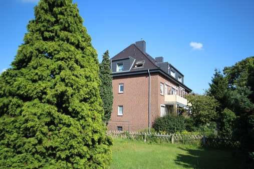Seitenansicht - Mehrfamilienhaus in 46446 Emmerich mit 373m² als Kapitalanlage kaufen