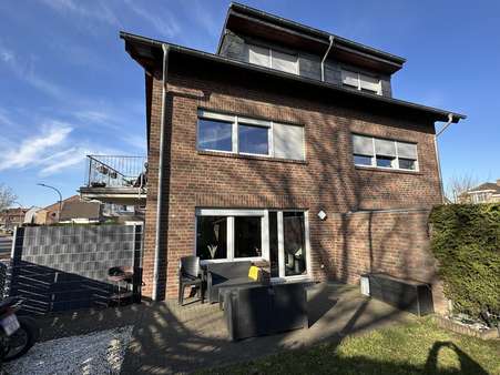 Rückansicht - Zweifamilienhaus in 47574 Goch mit 149m² kaufen