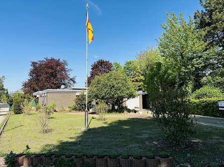 Vorgarten - Bungalow in 47638 Straelen mit 155m² kaufen