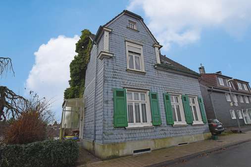 Vorderansicht - Zweifamilienhaus in 42369 Wuppertal mit 178m² kaufen