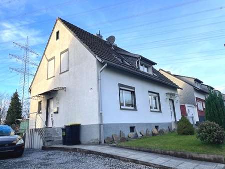 Außenansicht - Einfamilienhaus in 42369 Wuppertal mit 115m² kaufen
