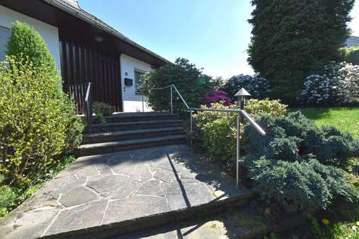 Außenansicht Außenansicht - Einfamilienhaus in 42329 Wuppertal mit 129m² kaufen