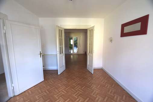 Vorderes Zimmer EG Vorderes Zimmer EG - Einfamilienhaus in 42115 Wuppertal mit 133m² kaufen