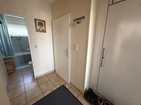 Eingangsbereich - Erdgeschosswohnung in 42109 Wuppertal mit 50m² kaufen
