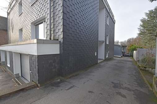 Seitenansicht - Etagenwohnung in 42349 Wuppertal mit 78m² kaufen