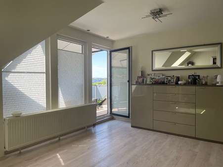 Wohnzimmer Wohnzimmer - Dachgeschosswohnung in 42115 Wuppertal mit 102m² kaufen