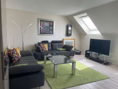 Wohnzimmer Wohnzimmer - Dachgeschosswohnung in 42115 Wuppertal mit 102m² kaufen