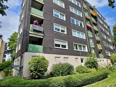 Rückansicht Loggia - Etagenwohnung in 42107 Wuppertal mit 67m² kaufen