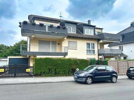 Straßenansicht Straßenansicht - Erdgeschosswohnung in 42349 Wuppertal mit 91m² kaufen