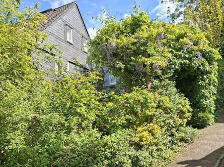 Außensicht - Einfamilienhaus in 42349 Wuppertal mit 87m² kaufen