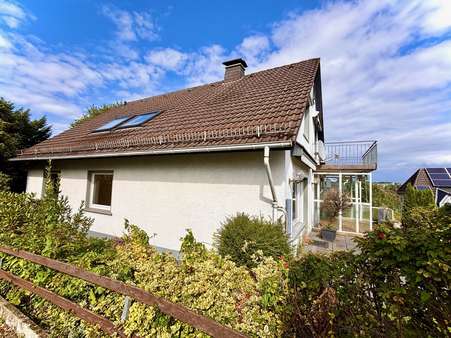 Seitenansicht - Zweifamilienhaus in 42369 Wuppertal mit 192m² kaufen