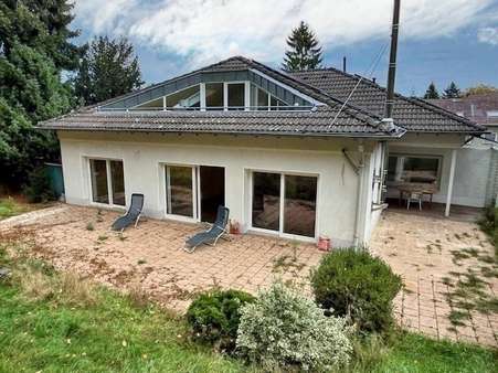 Rückansicht Rückansicht - Zweifamilienhaus in 42119 Wuppertal mit 365m² kaufen