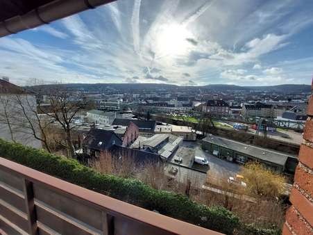 Blick von der Loggia - Etagenwohnung in 42283 Wuppertal mit 81m² kaufen