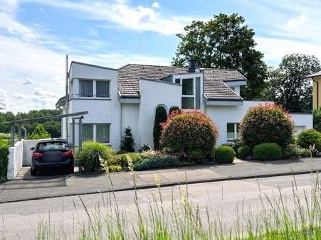 Vorderansicht - Zweifamilienhaus in 42287 Wuppertal mit 293m² kaufen