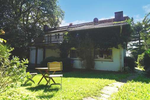 Gartenseite - Einfamilienhaus in 42119 Wuppertal mit 208m² kaufen