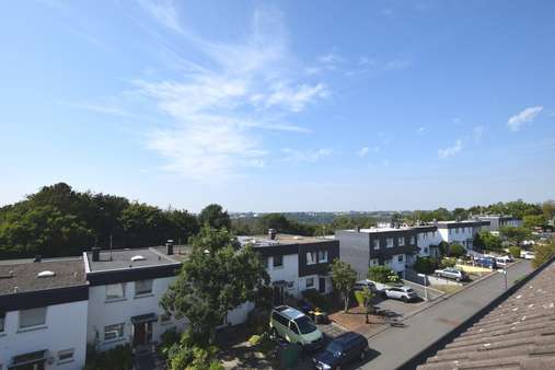 Ausblick - Dachgeschosswohnung in 42349 Wuppertal mit 46m² kaufen