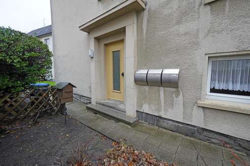 Hauseingang Hauseingang - Mehrfamilienhaus in 58332 Schwelm mit 198m² als Kapitalanlage kaufen