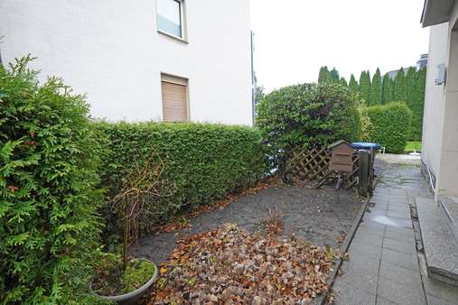 Zuwegung Zuwegung - Mehrfamilienhaus in 58332 Schwelm mit 198m² als Kapitalanlage kaufen