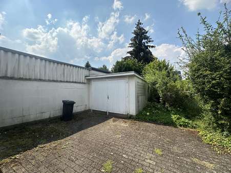 Garage - Doppelhaushälfte in 40878 Ratingen mit 127m² kaufen