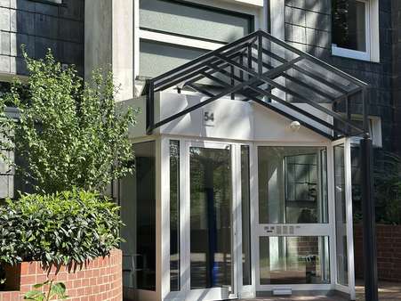Hauseingang Hauseingang - Etagenwohnung in 42555 Velbert mit 77m² als Kapitalanlage kaufen
