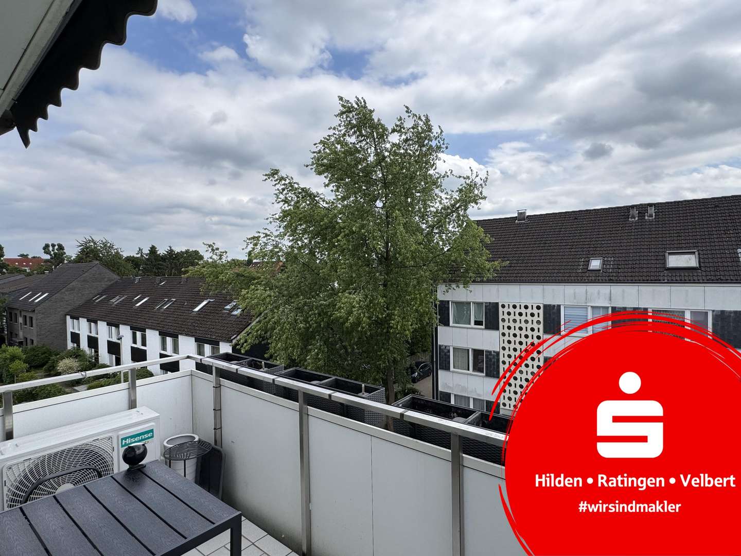 Balkon Balkon - Dachgeschosswohnung in 40724 Hilden mit 55m² kaufen