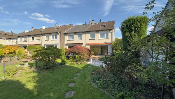 Rückansicht - Reiheneckhaus in 40878 Ratingen mit 96m² kaufen