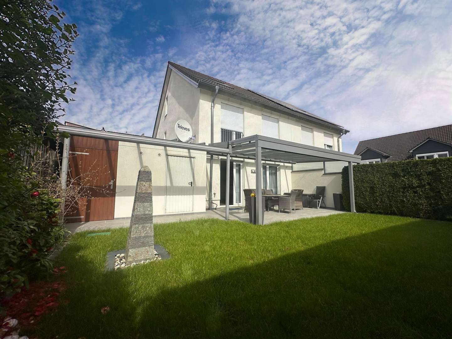Haus Rückansicht - Zweifamilienhaus in 40880 Ratingen mit 134m² kaufen