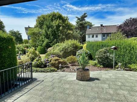 Terrasse Terrasse - Zweifamilienhaus in 40724 Hilden mit 119m² kaufen