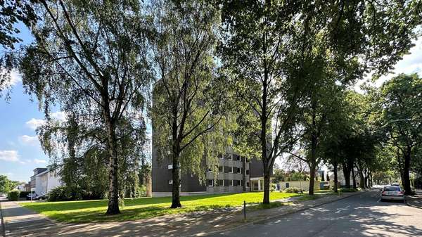 Straßenansicht - Mehrfamilienhaus in 40878 Ratingen mit 120m² kaufen