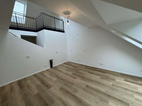 Blick zur Empore - Maisonette-Wohnung in 40724 Hilden mit 118m² kaufen