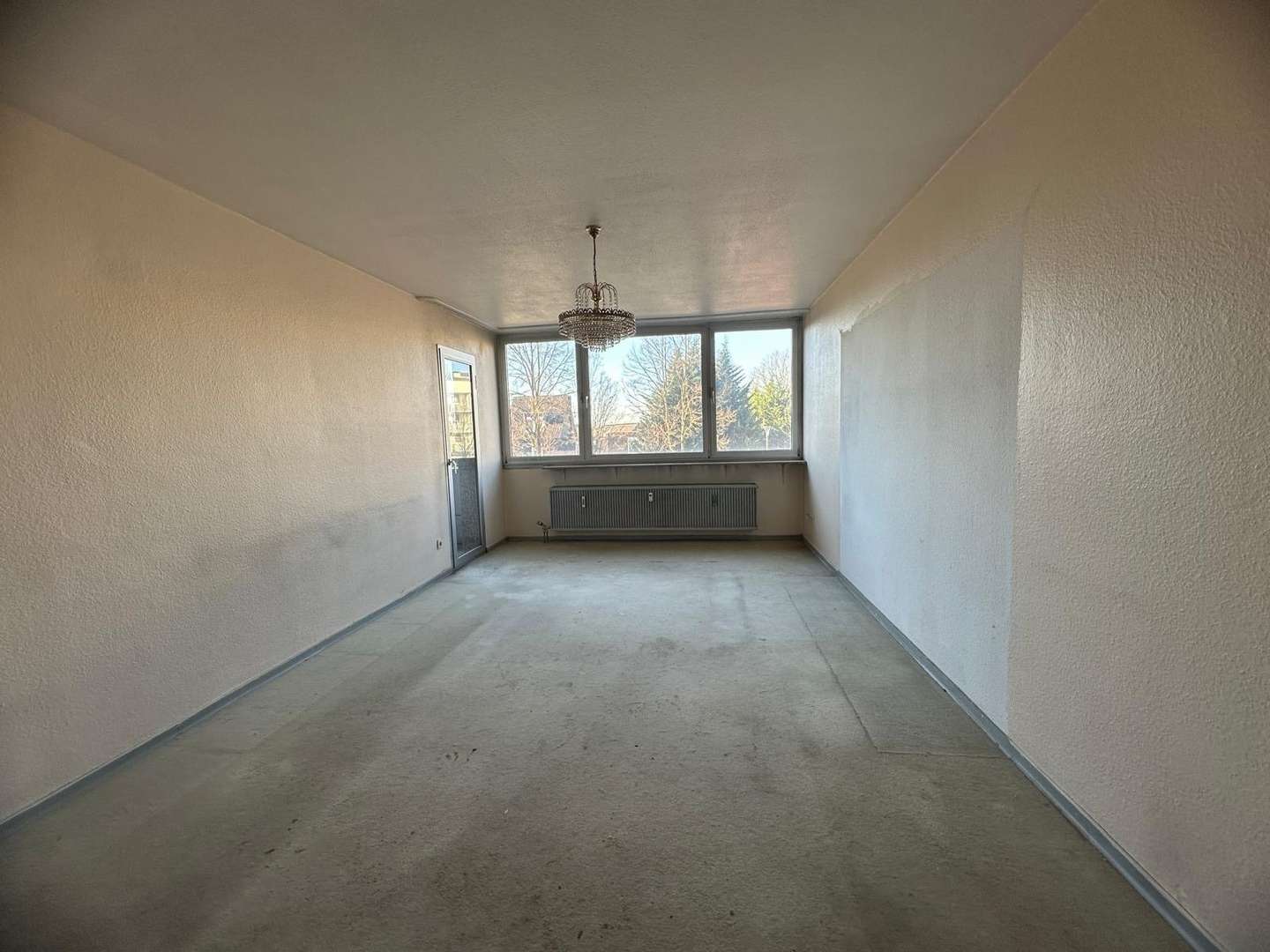 Wohnzimmer - Etagenwohnung in 40878 Ratingen mit 53m² kaufen