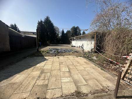 Alte bebaute Fläche - Grundstück in 40878 Ratingen mit 958m² kaufen