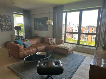Eleganz & Exklusivität - Premium-Wohnung mit Ausblick über die Dächer von Düsseldorf-Pempelfort