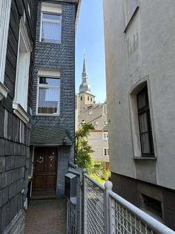 Zum Hauseingang Zum Hauseingang - Sonstige in 42555 Velbert mit 88m² kaufen