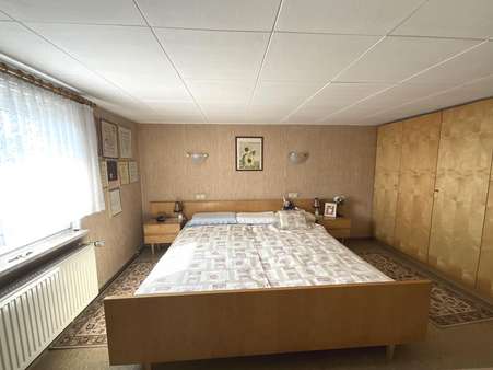 Schlafzimmer - Einfamilienhaus in 42857 Remscheid mit 121m² kaufen