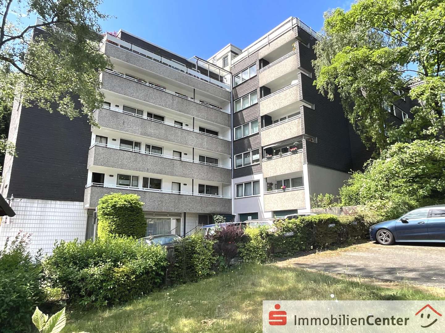 Frontbild - Etagenwohnung in 42897 Remscheid mit 71m² kaufen