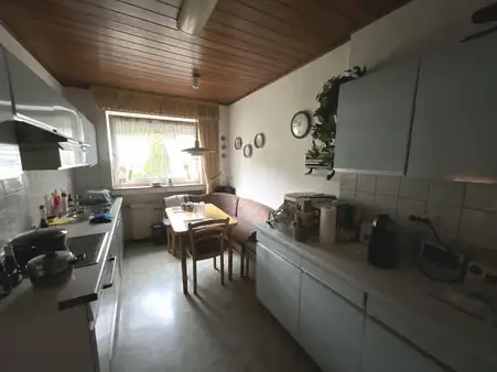 Familienfreundliches Reihenendhaus mit Garage in Remscheid-Kremenholl